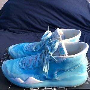 KD 12 “Blue Glaze”